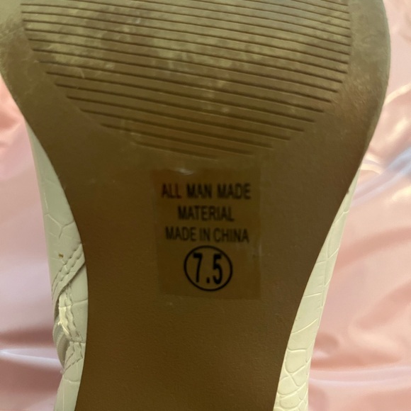 Pink Lily Cream Croc-Embossed Ankle Booties - Picture 5 of 5